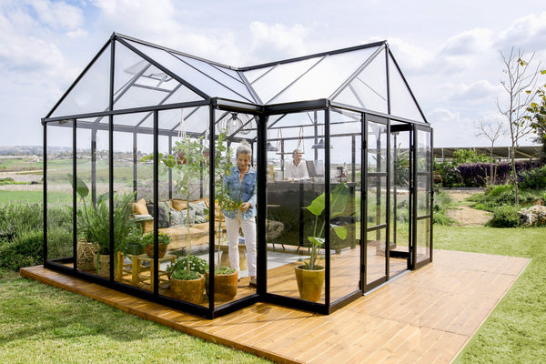 Horizon Polycarbonate Greenhouse